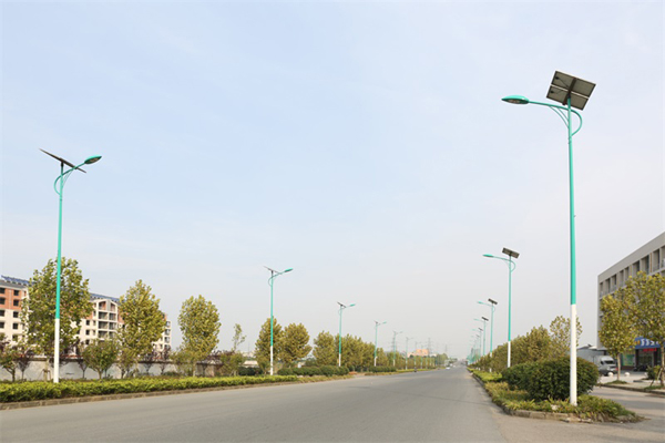 懸掛式照明路燈